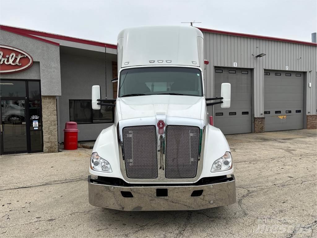 Kenworth T680 曳引機組件