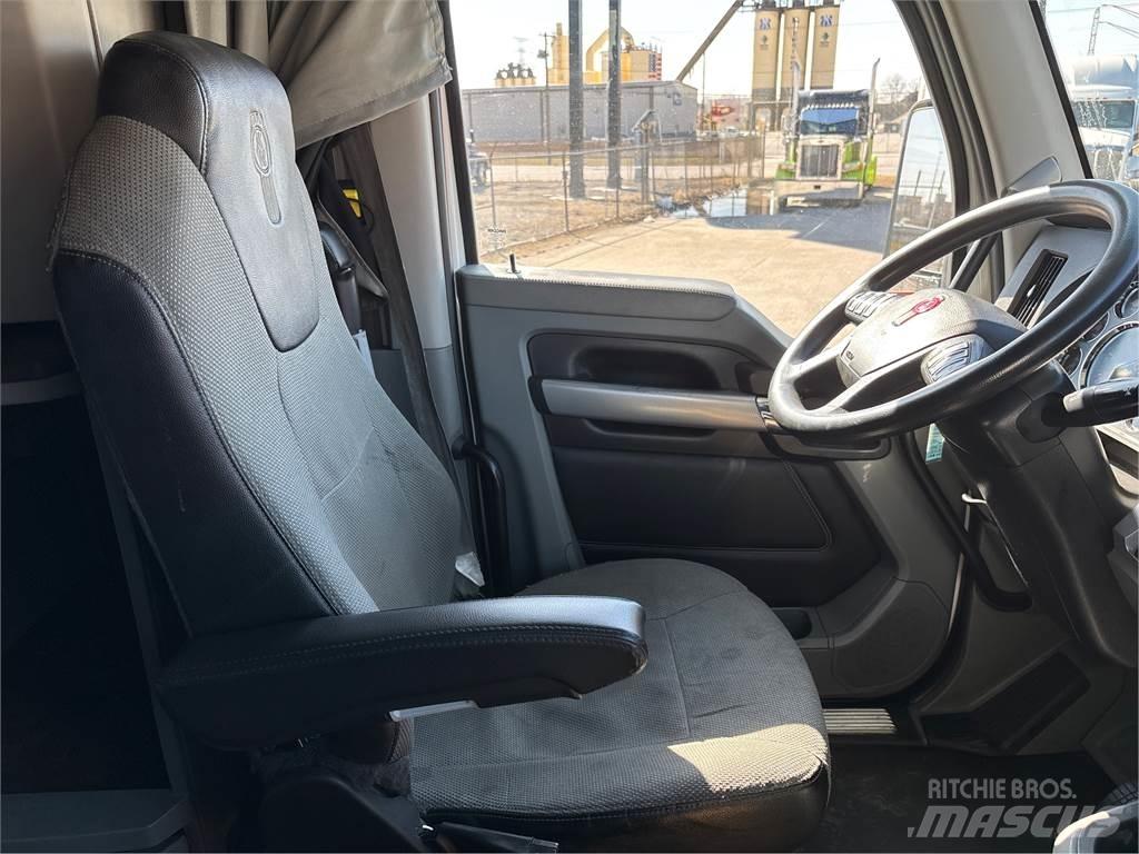 Kenworth T680 曳引機組件