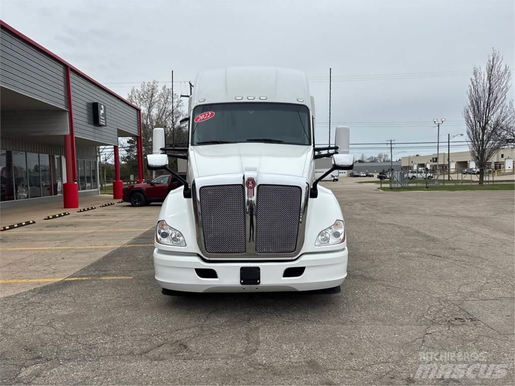 Kenworth T680 曳引機組件