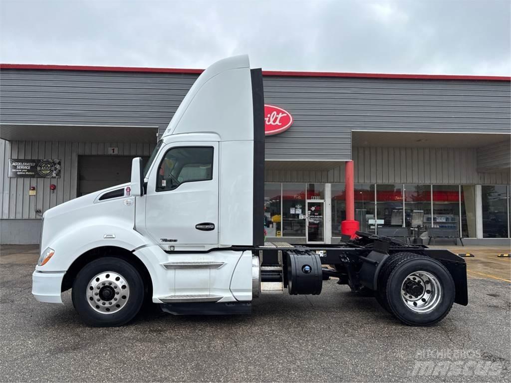 Kenworth T680 曳引機組件