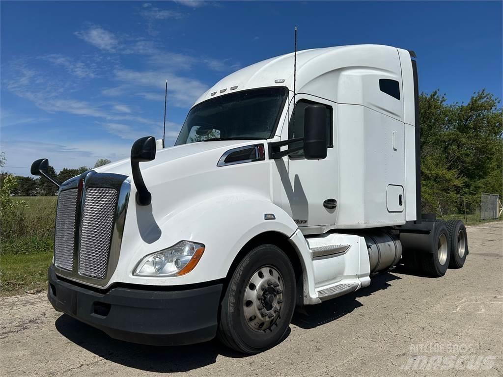Kenworth T680 曳引機組件