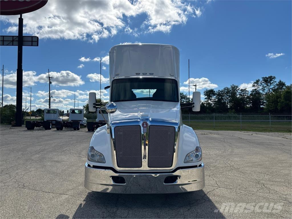Kenworth T680 曳引機組件