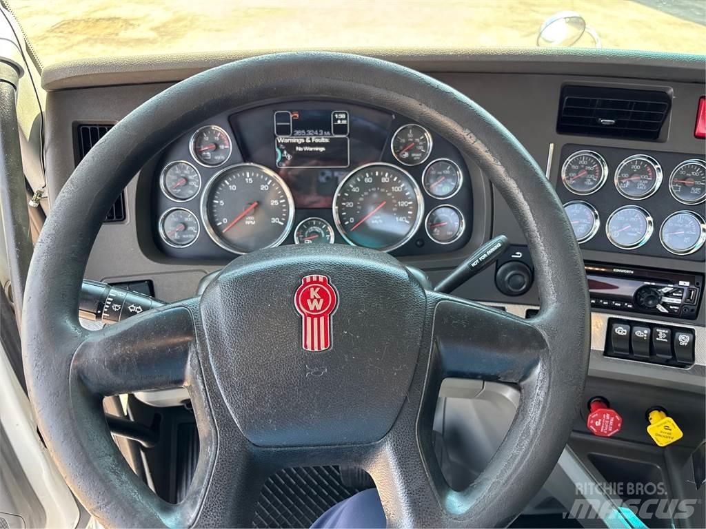 Kenworth T680 其他貨車
