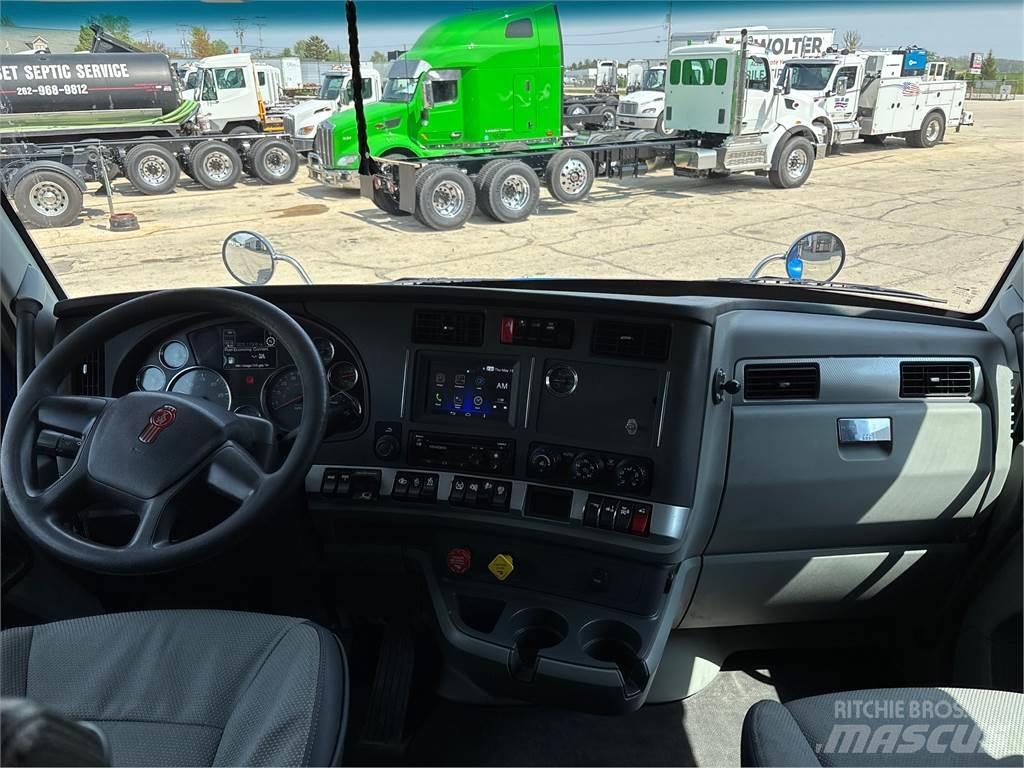 Kenworth T880 曳引機組件