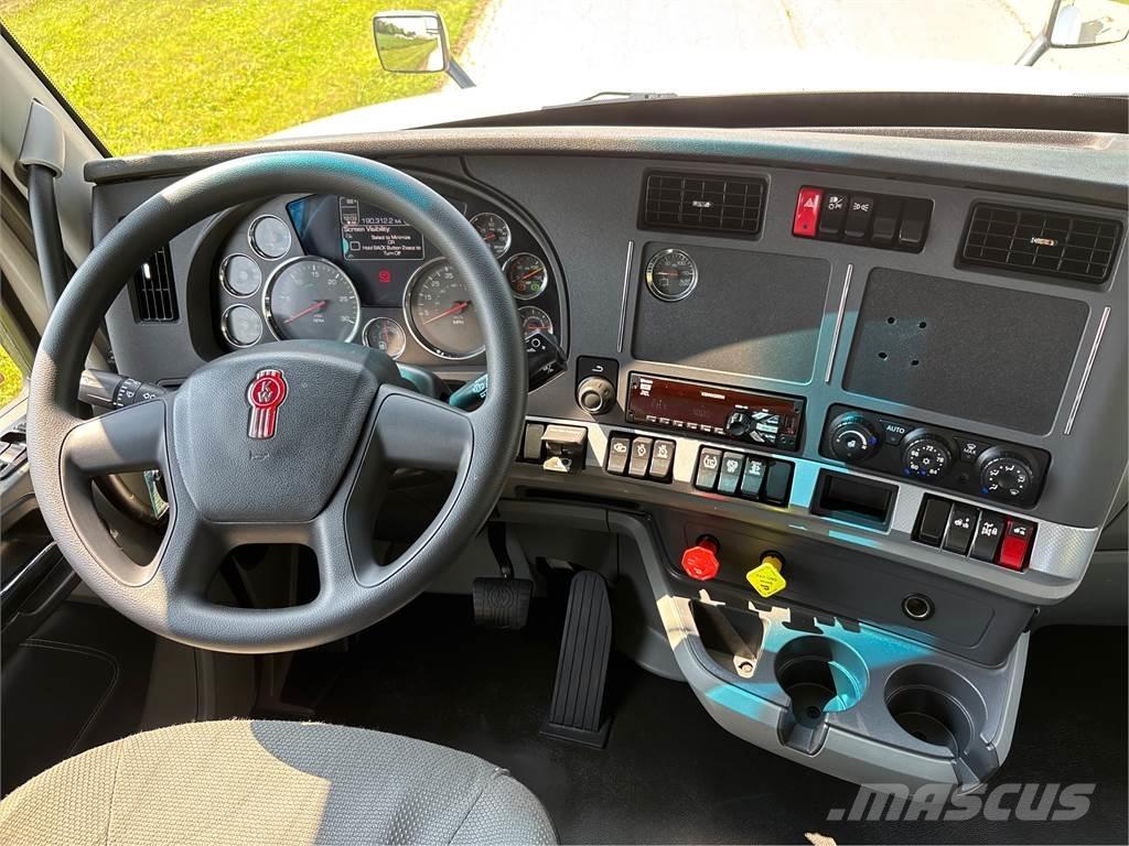 Kenworth T880 曳引機組件