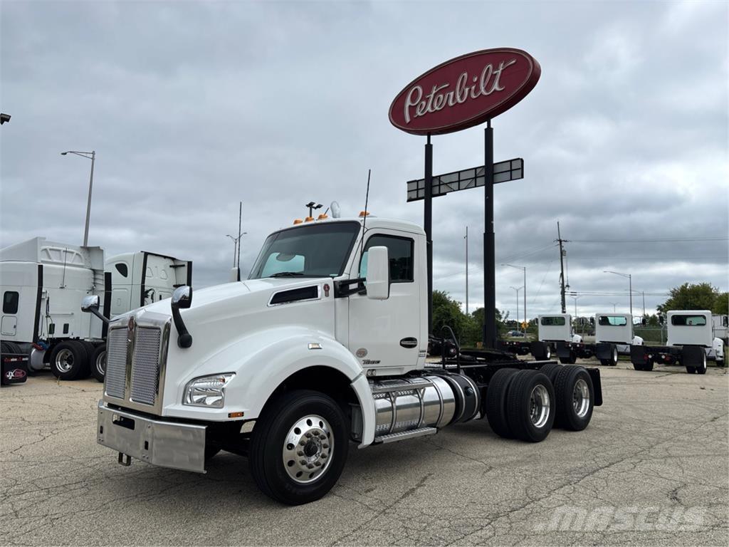 Kenworth T880 曳引機組件