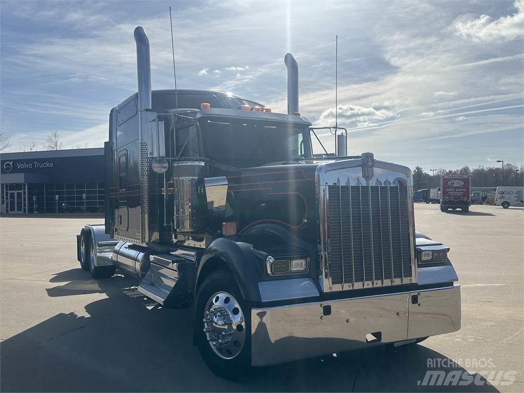 Kenworth W900 曳引機組件