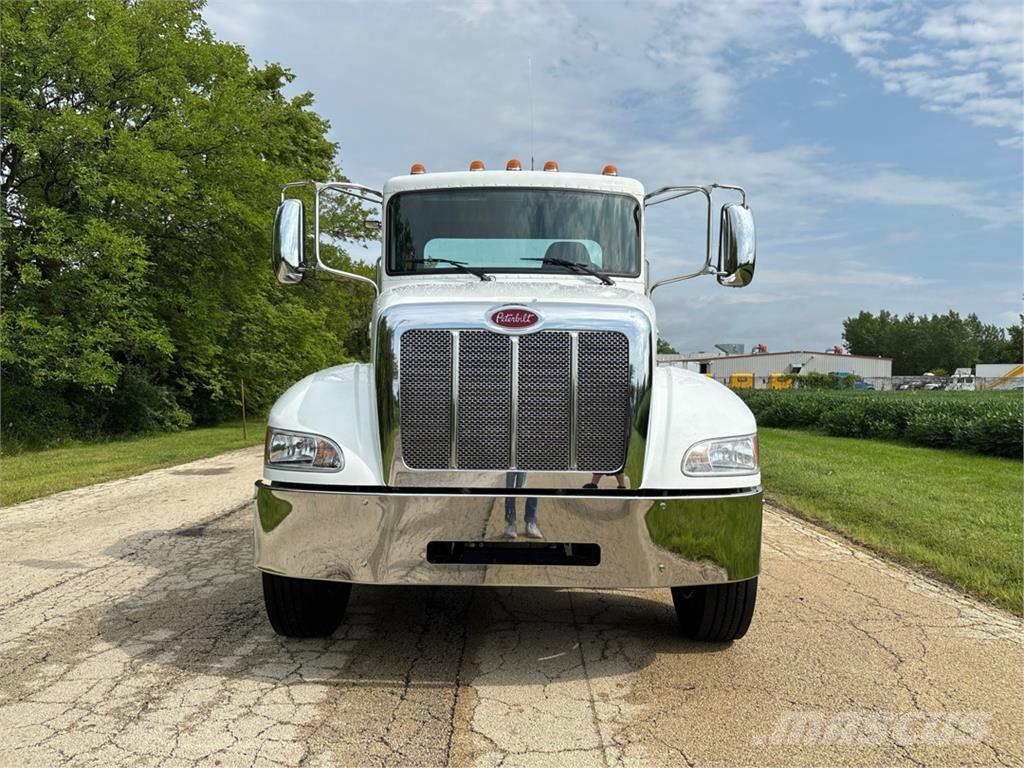 Peterbilt 337 其他貨車