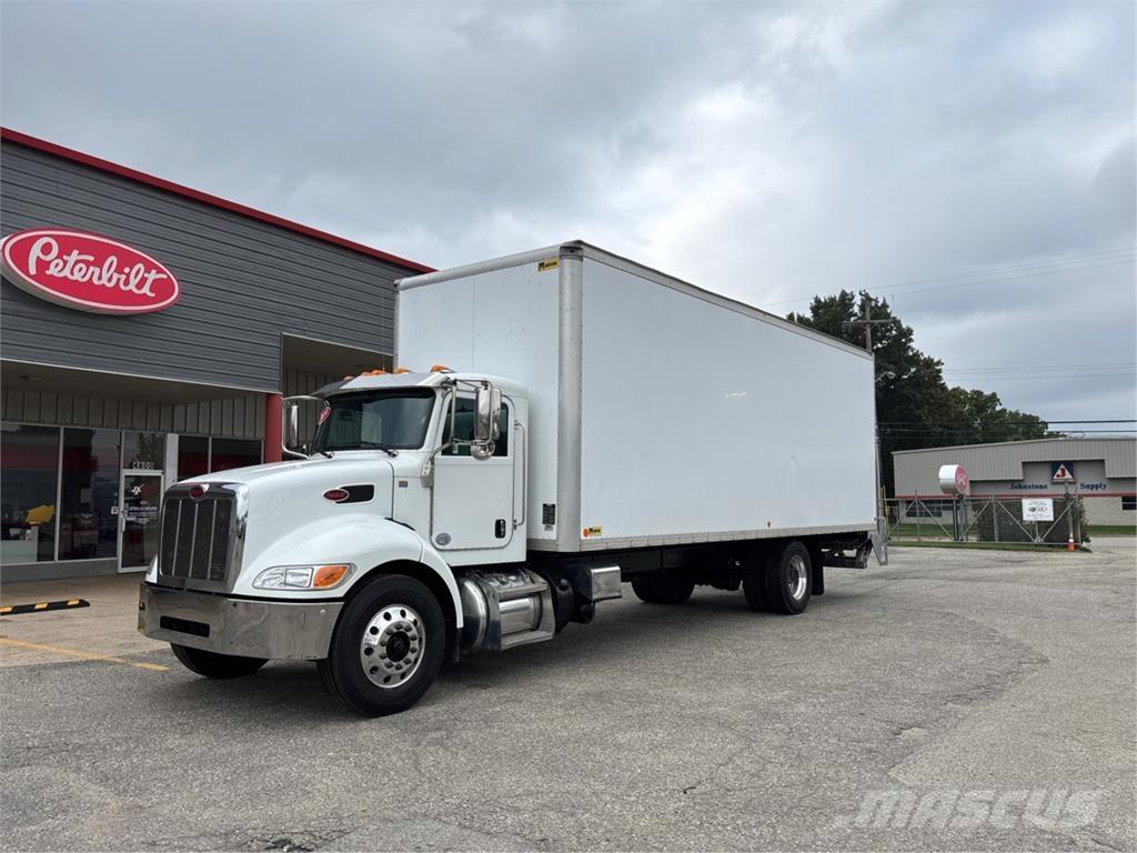 Peterbilt 337 其他貨車