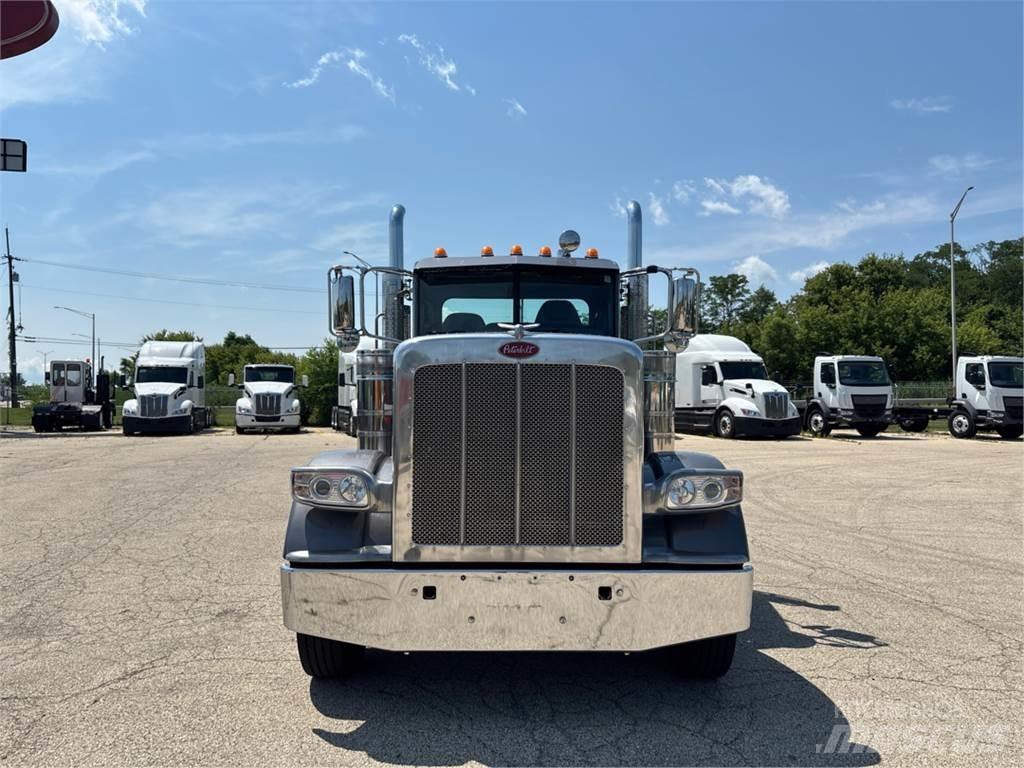 Peterbilt 389 其他貨車