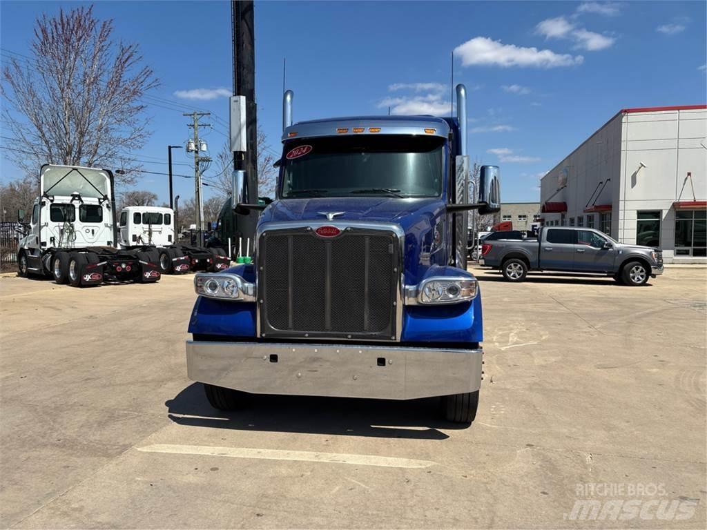 Peterbilt 567 曳引機組件