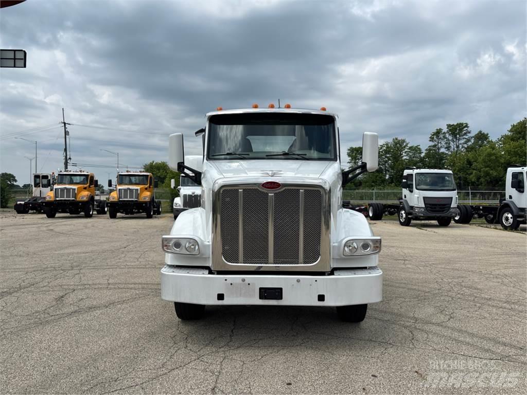 Peterbilt 567 曳引機組件