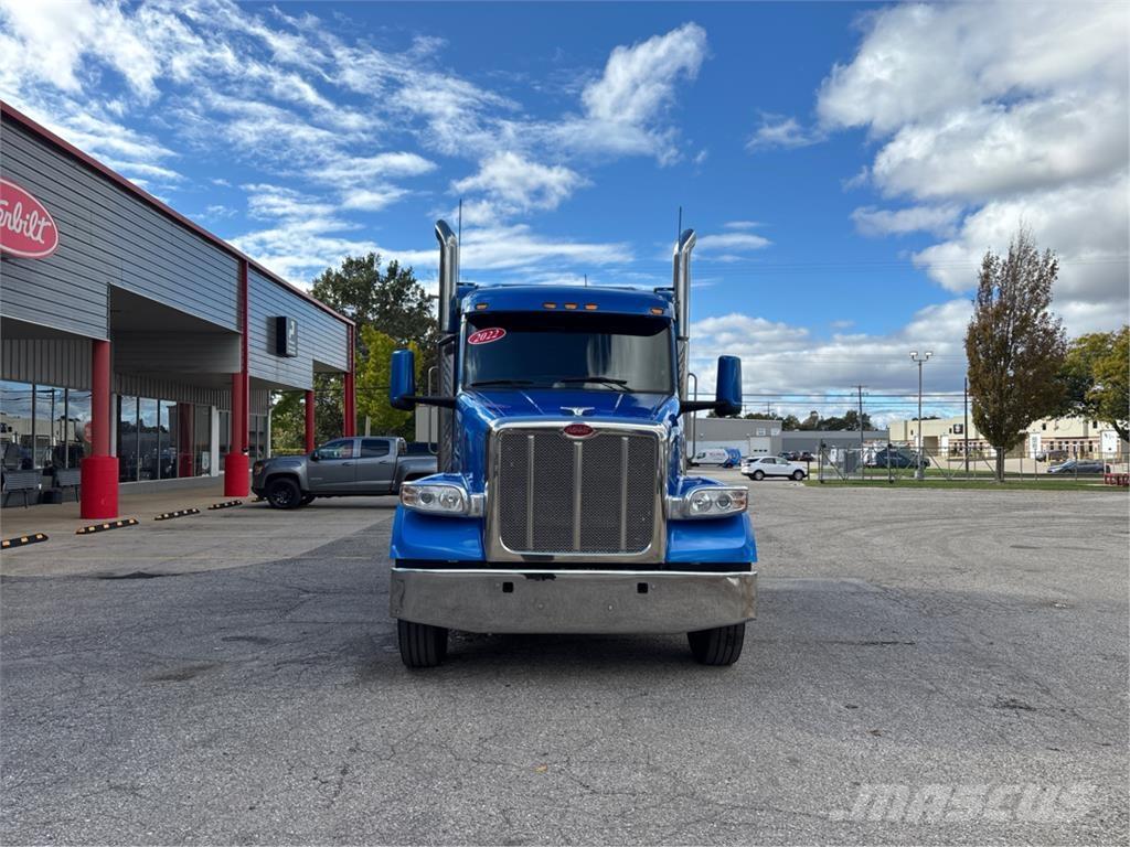 Peterbilt 567 其他貨車