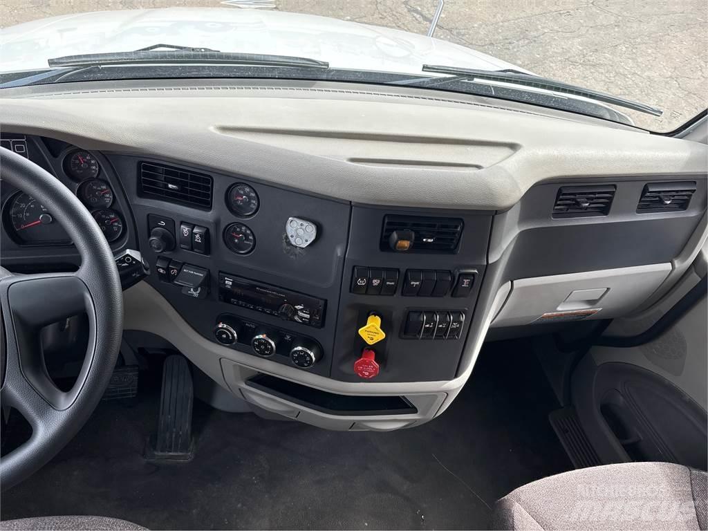 Peterbilt 579 曳引機組件