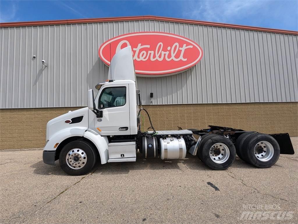 Peterbilt 579 曳引機組件