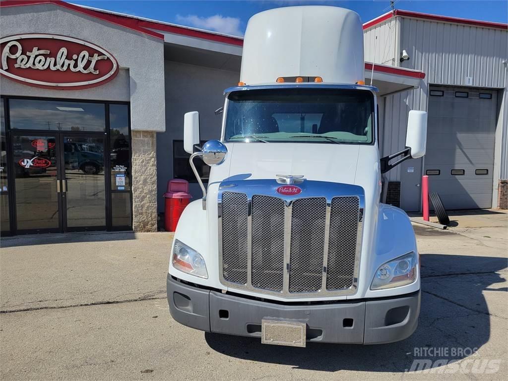 Peterbilt 579 曳引機組件
