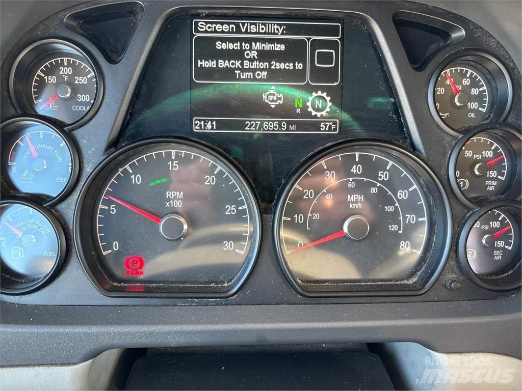 Peterbilt 579 曳引機組件