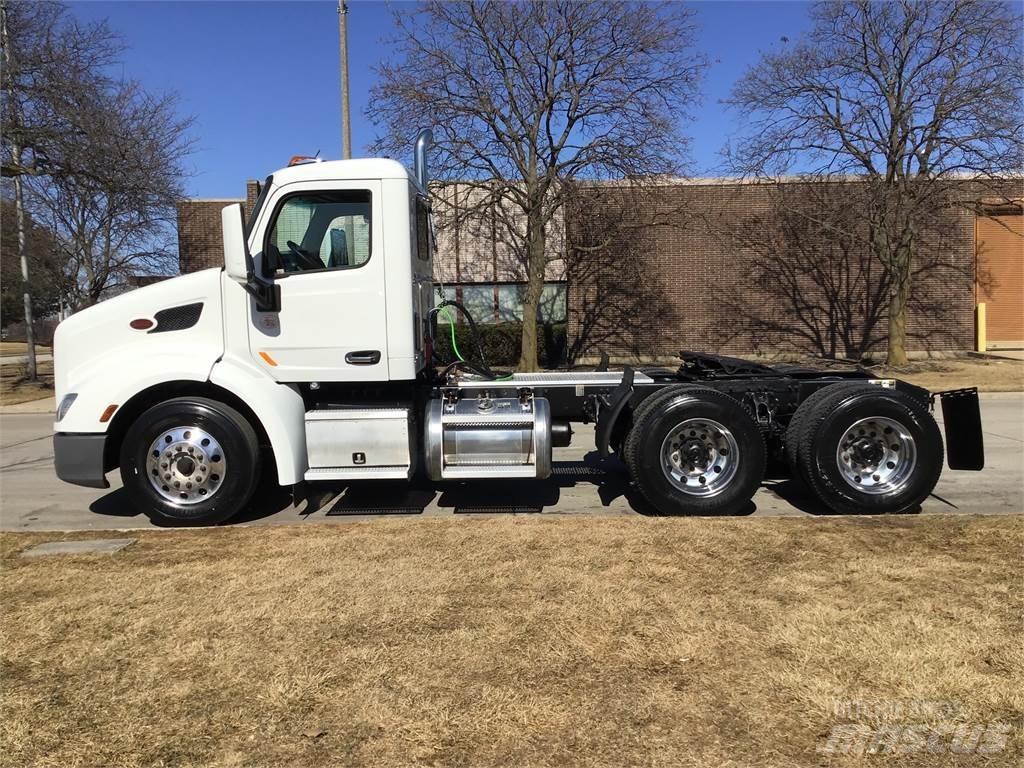 Peterbilt 579 曳引機組件