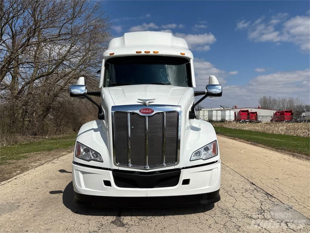 Peterbilt 579 曳引機組件