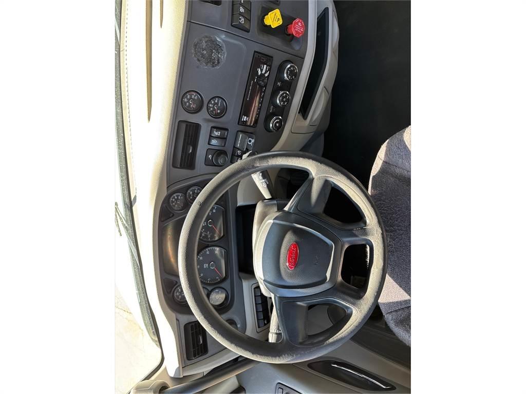 Peterbilt 579 曳引機組件
