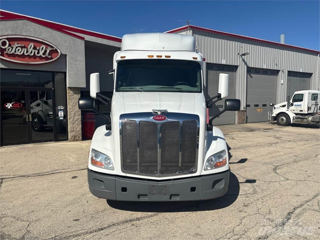 Peterbilt 579 曳引機組件