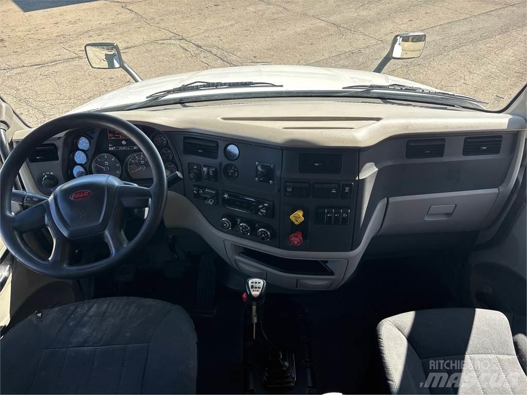 Peterbilt 579 曳引機組件