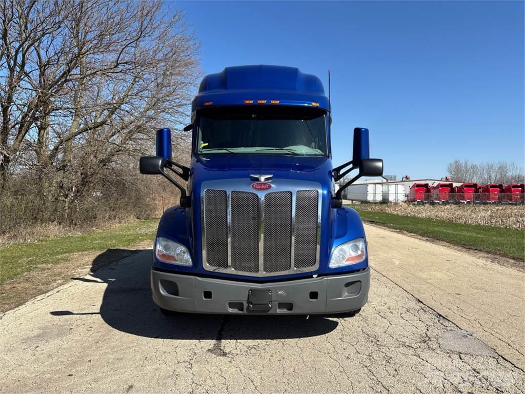 Peterbilt 579 曳引機組件