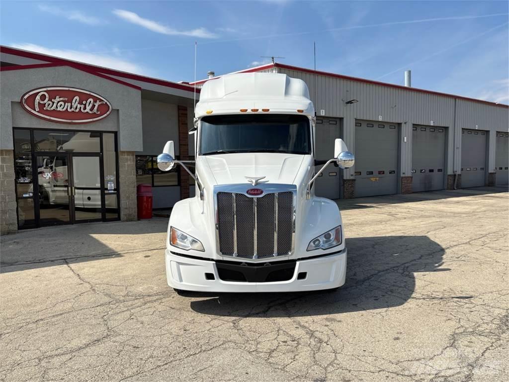 Peterbilt 579 曳引機組件
