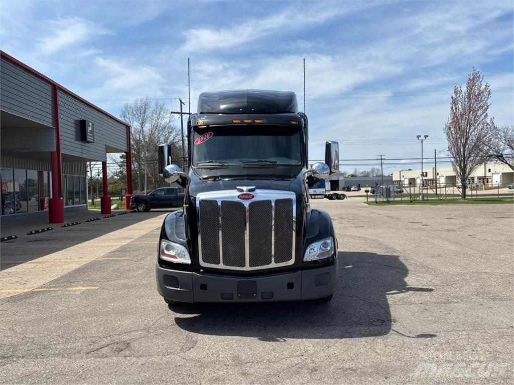 Peterbilt 579 曳引機組件