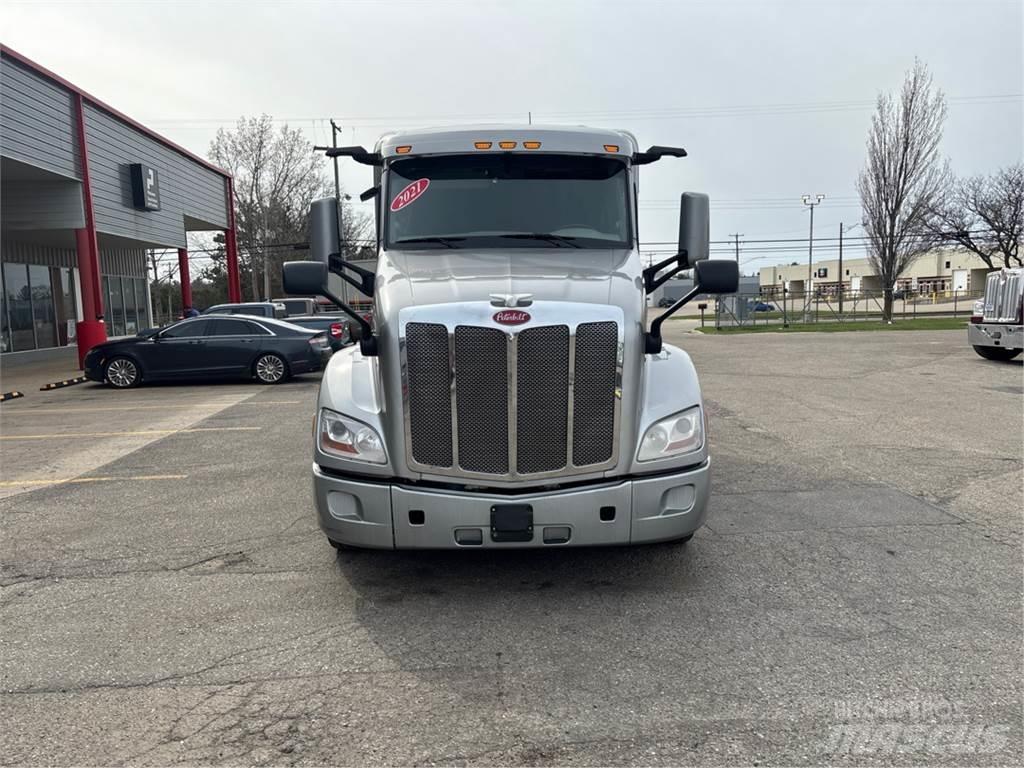 Peterbilt 579 曳引機組件