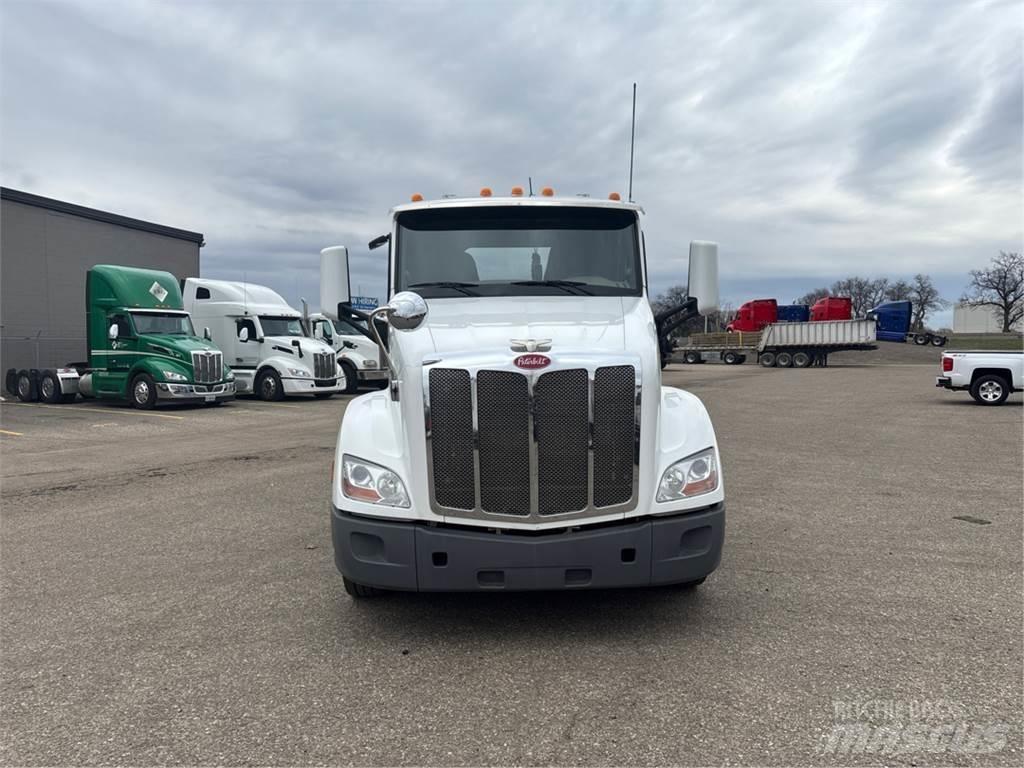 Peterbilt 579 曳引機組件