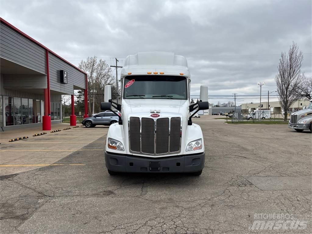 Peterbilt 579 曳引機組件