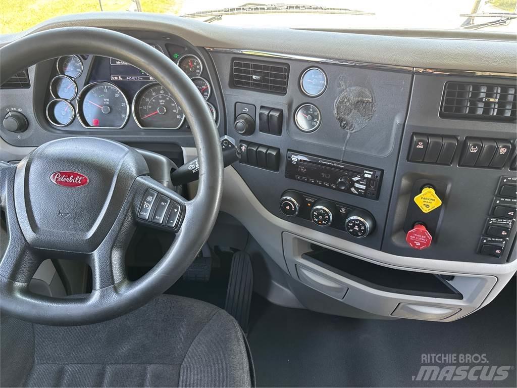 Peterbilt 579 曳引機組件