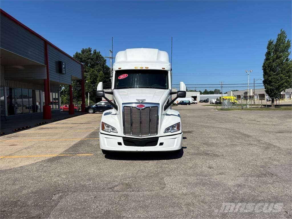 Peterbilt 579 曳引機組件