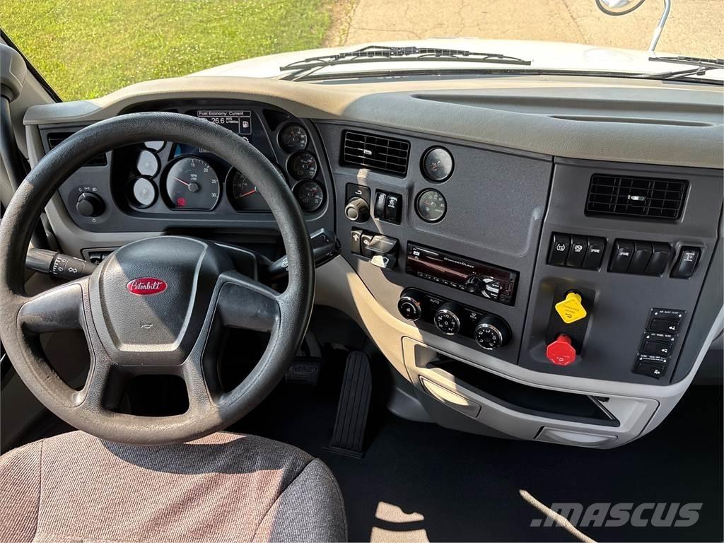 Peterbilt 579 曳引機組件