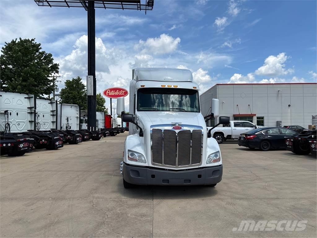 Peterbilt 579 其他貨車