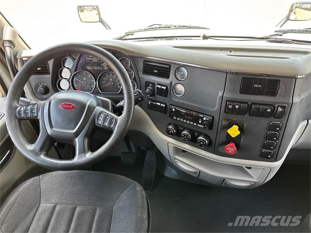 Peterbilt 579 其他貨車