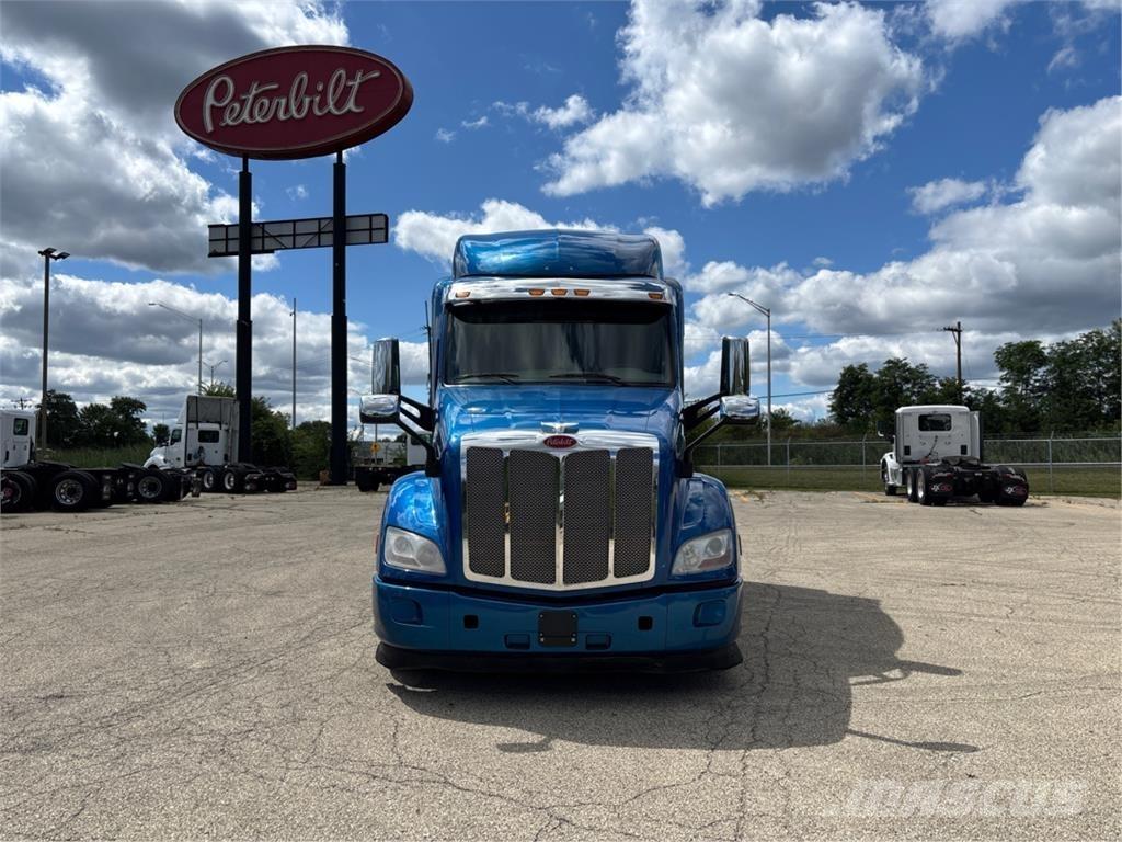 Peterbilt 579 其他貨車