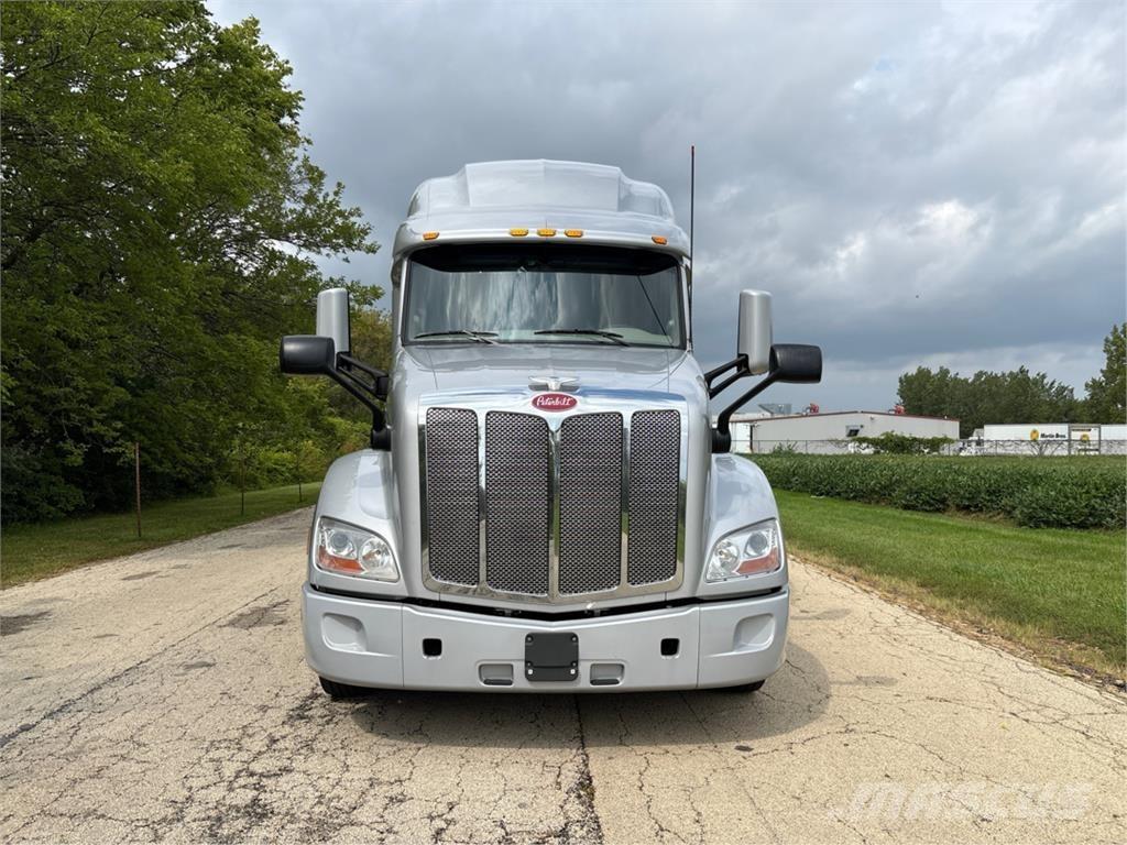 Peterbilt 579 其他貨車