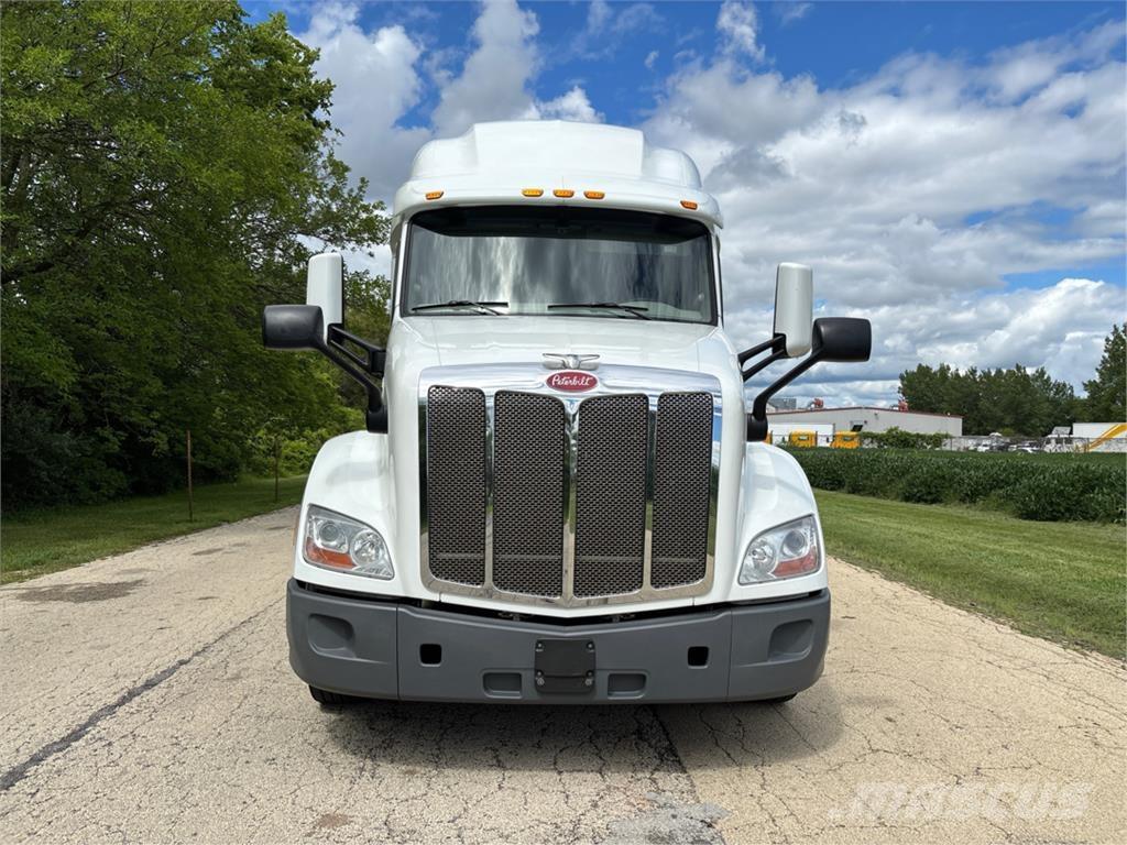 Peterbilt 579 其他貨車