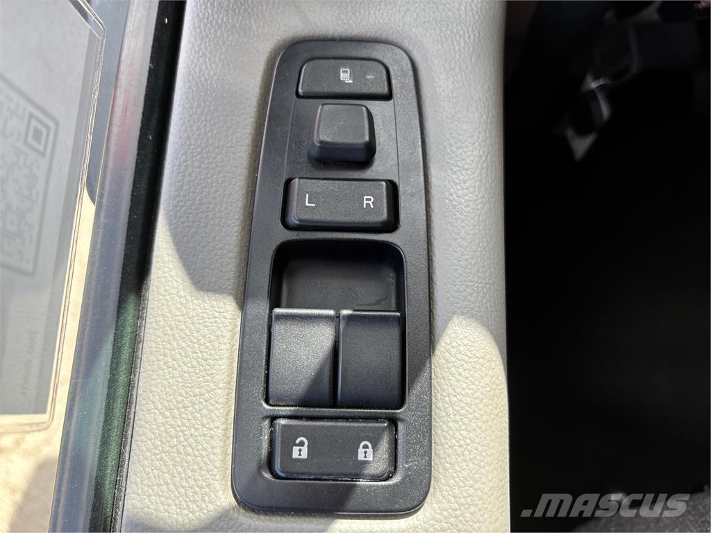 Peterbilt 579 曳引機組件