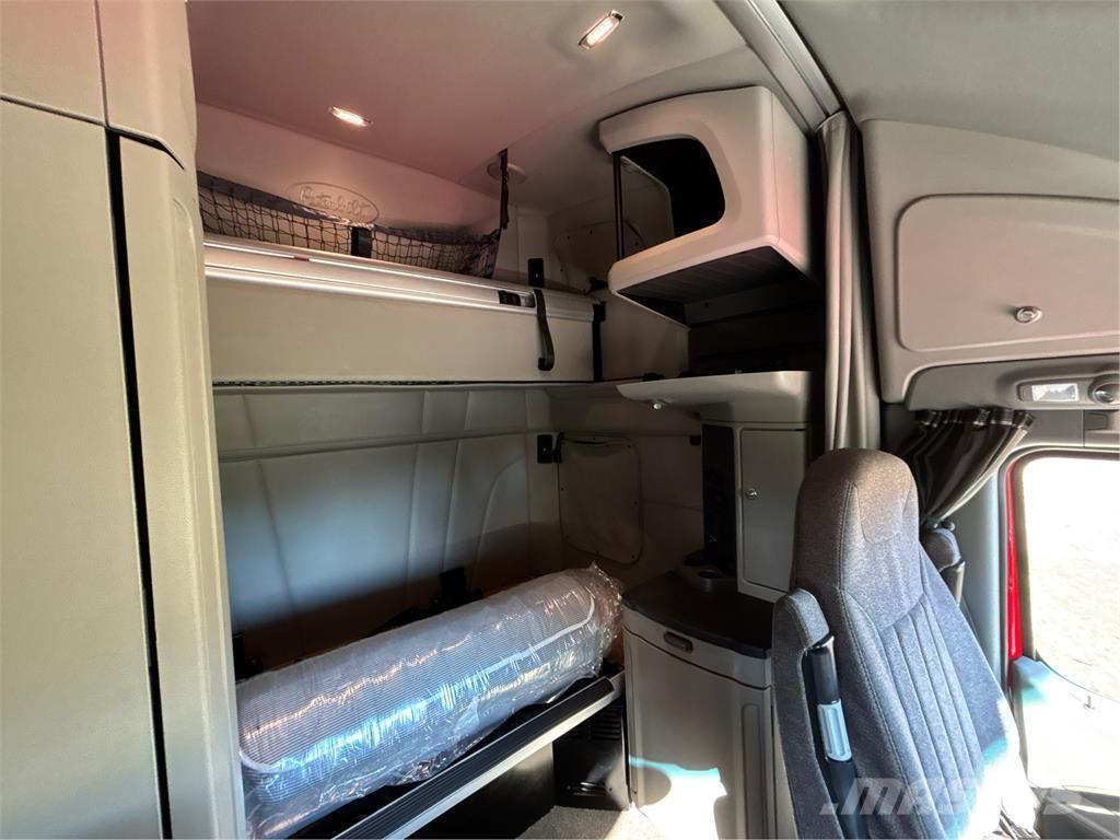 Peterbilt 579 其他貨車