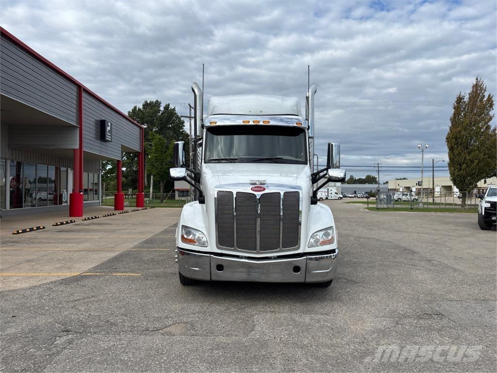 Peterbilt 579 其他貨車