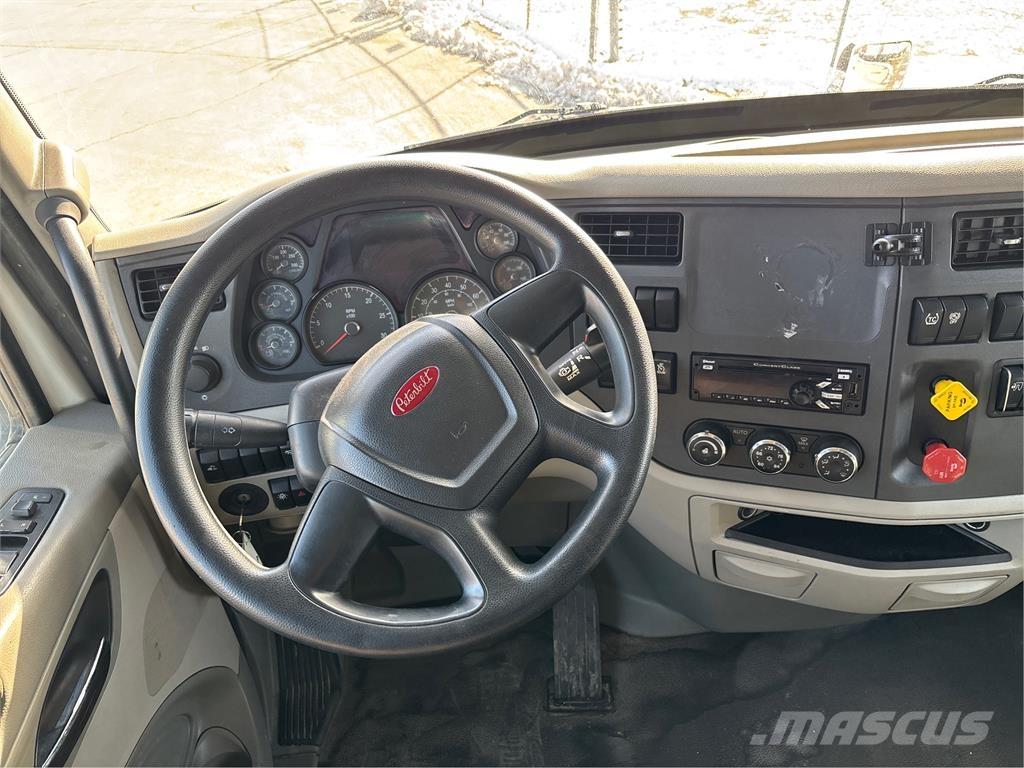 Peterbilt 579 曳引機組件