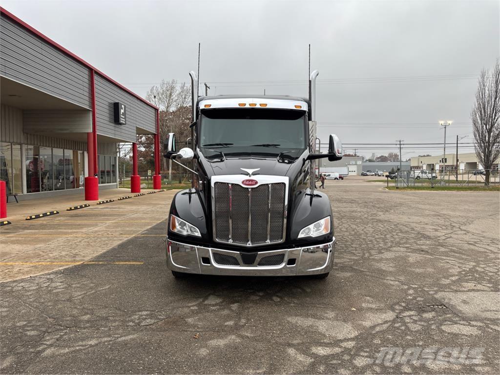 Peterbilt 579 曳引機組件