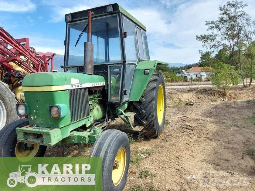 John Deere 2130 曳引機