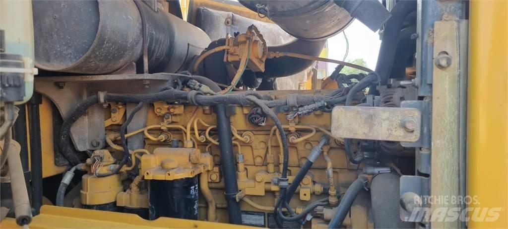 Bell L2106E 輪胎式裝載機