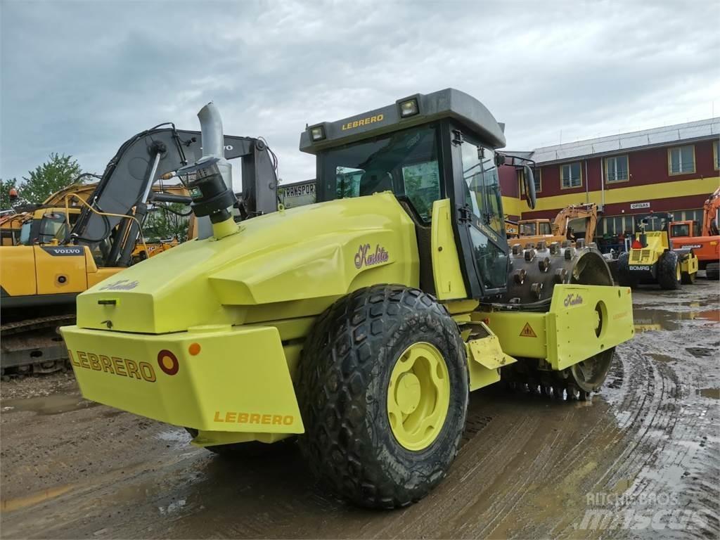 Bomag LEBREDO X 6 單輪滾壓機