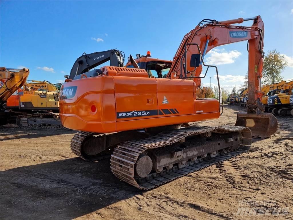 Doosan DX 225LC-3 履帶式 挖土機/掘鑿機/挖掘機