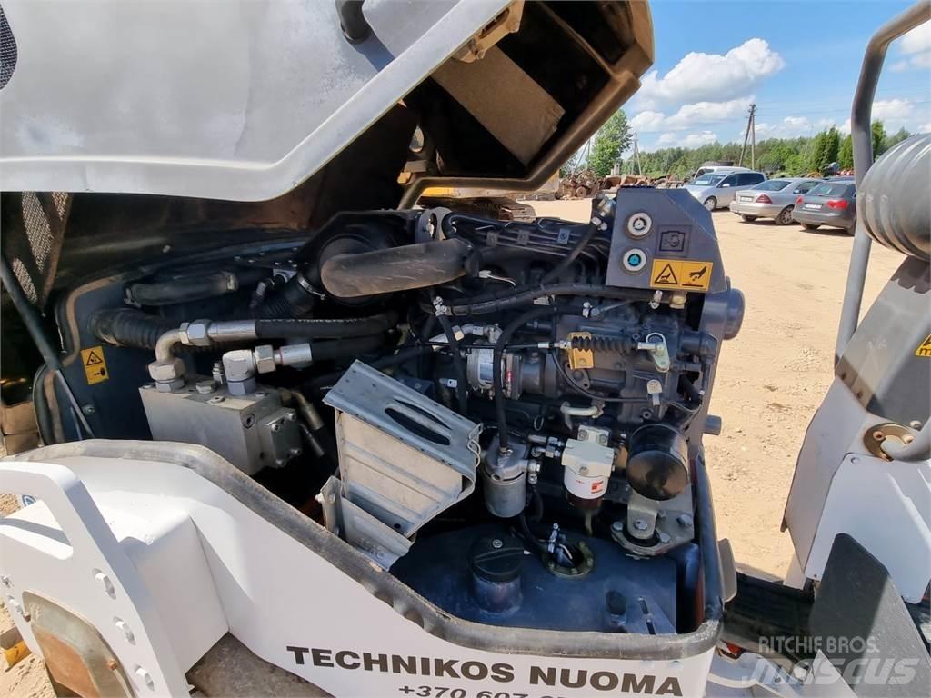 Hamm HD 13VV 雙輪滾壓機